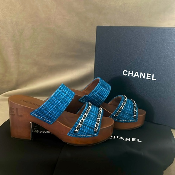 CHANEL Shoes - Chanel Navy Blue Tweed wooden Platform sandals with chain Embellishments